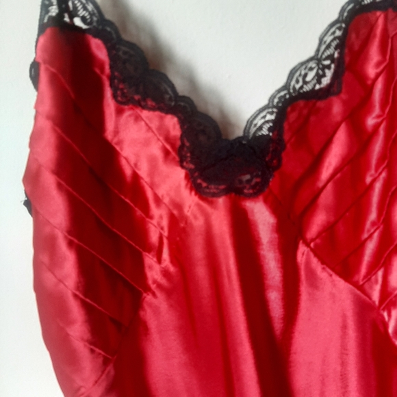 VTG Gold Victoria's Secret Lingerie Nightie Dress Satin 2 VS Ruffle - Picture 9 of 14